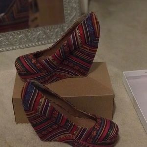 Madden Girl colorful wedge!